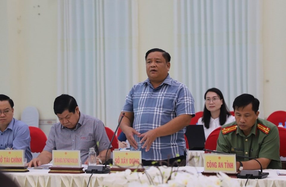 Đón 254 Cán bộ tây Ninh Đến lÀm Việc, Long an Cam Kết & Apos; Không phải lo chỗ & apos;