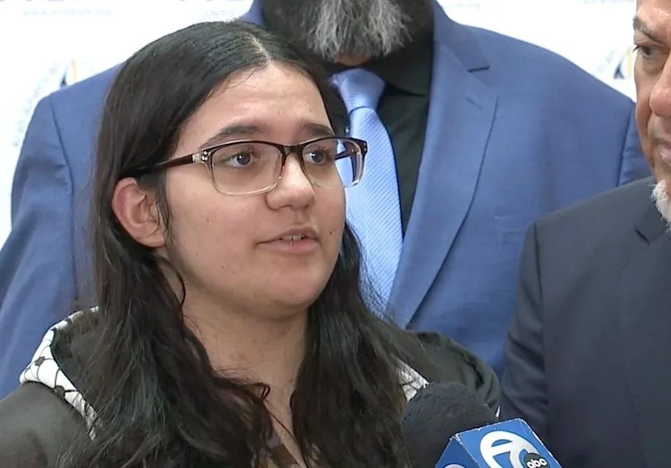 Sinh Viên palestine kiện Đại Học Michigan về Phản ứng Của người Hướng