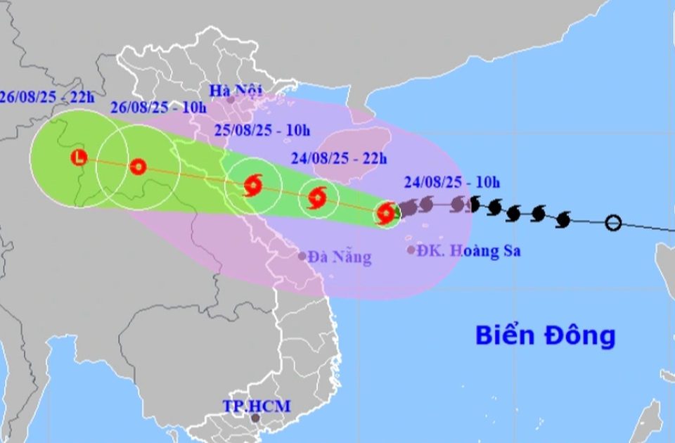 Bão Kajiki MạNH Lênn Cấp 13, Hướng Vào