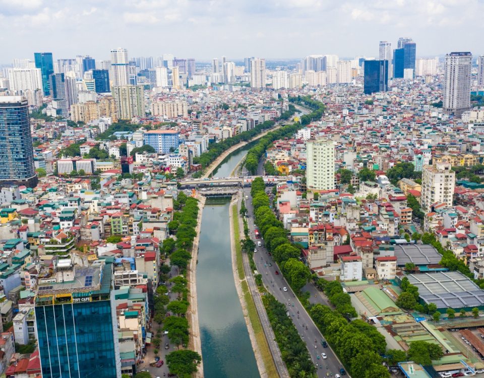Toàn cảnh 14km hai bên sông Tô Lịch trước khi &apos;lột xác&apos; thành công viên
