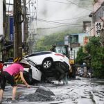 Ảnh trong bài viết: Bão Ragasa: Khách sạn Hong Kong vỡ cửa, nước tràn như sóng thần ở Đài Loan Bão Ragasa: Khách sạn Hong Kong vỡ cửa, nước tràn như sóng thần ở Đài Loan