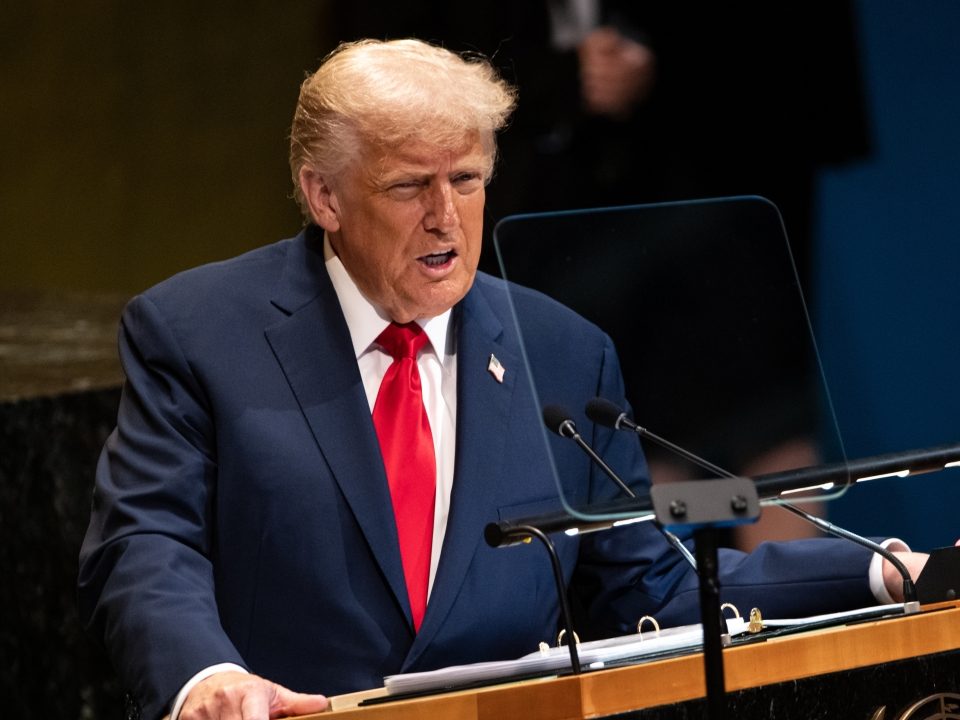 Hai mặt trái ngược của ông Trump tại Liên Hợp Quốc