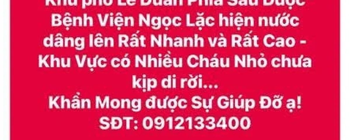 Nước lũ dâng cao trong đêm, nhiều người Thanh Hóa lên mạng cầu cứu