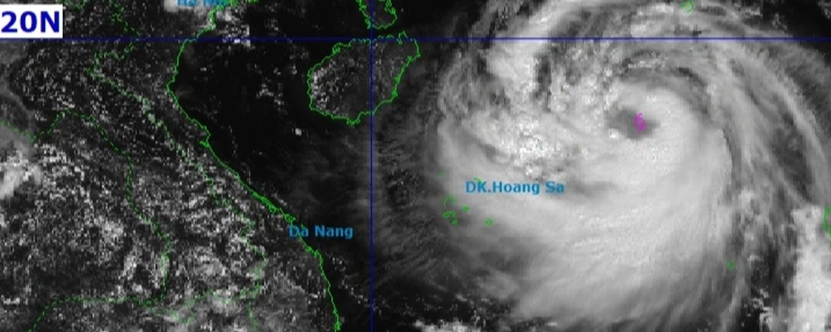 Cảnh báo bão Matmo hết sức nguy hiểm khi thiên tai chồng thiên tai