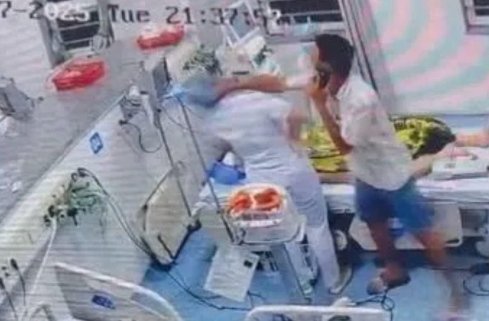 Nữ điều dưỡng ở TPHCM bị người nhà bệnh nhân ngưng tim hành hung trong đêm