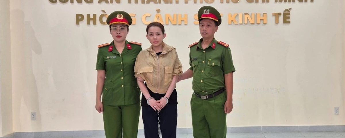 Ngân 98 bị khởi tố, bắt tạm giam