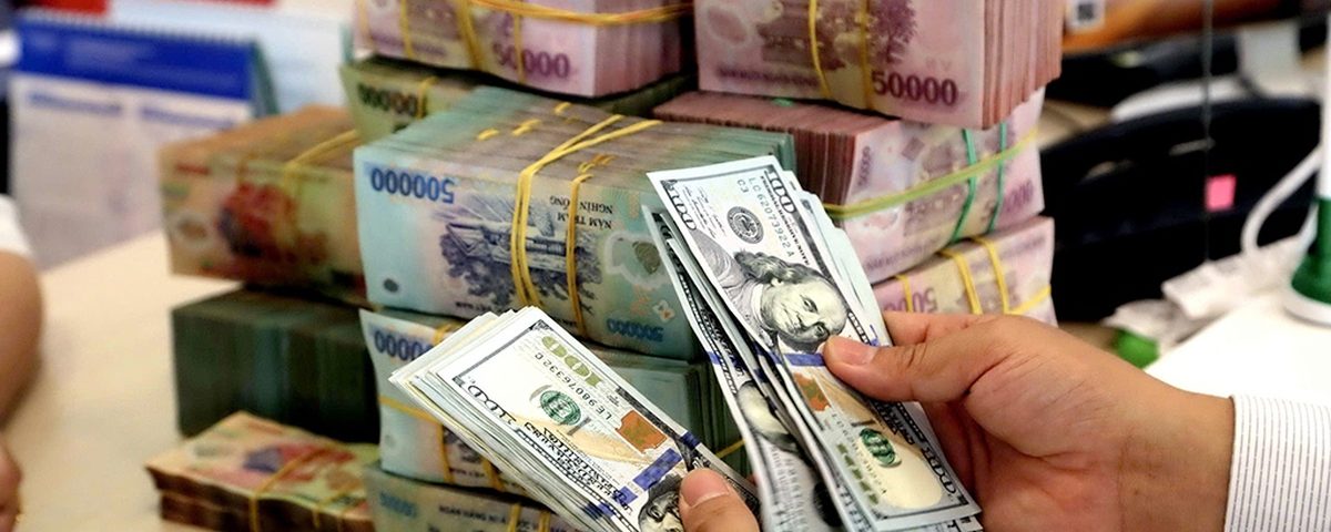 Sự ổn định của Việt Nam và giải thưởng của Thống đốc