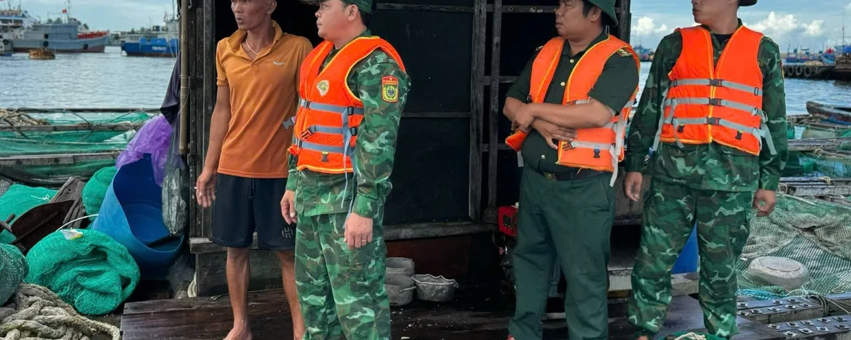 Bộ Tổng tham mưu: Chủ động sơ tán dân khu vực nguy cơ cao về sạt lở, lũ quét, ngập sâu