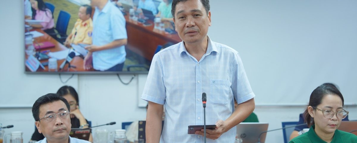 Bãi giữ xe phục vụ metro số 1 quá tải, Sở Xây dựng TP.HCM tìm giải pháp