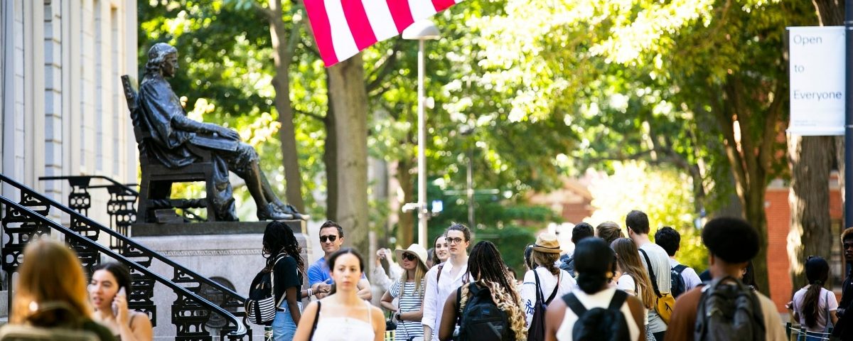 Ảnh trong bài viết: Harvard cắt mạnh chỉ tiêu tiến sĩ Harvard cắt mạnh chỉ tiêu tiến sĩ